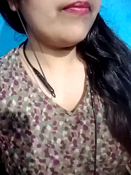 Snapshot of Love-Veronica chatting on 8, 5, 2026 Love-Veronica online show from 8, 5, 2026