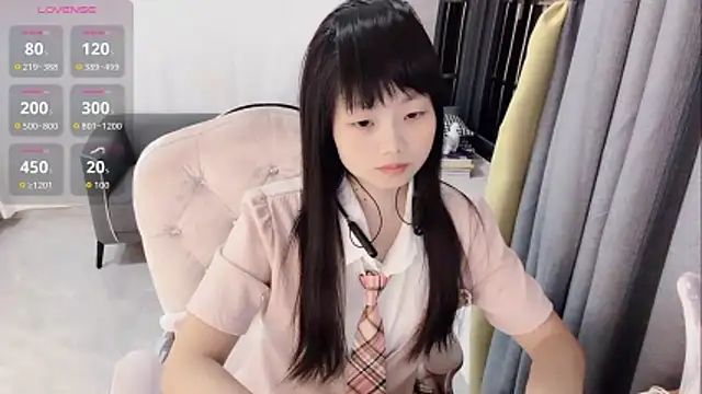 Snapshot of Lena-yyds chatting on 3, 11, 2025 Lena-yyds online show from 3, 11, 2025