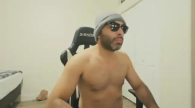 Aleja-DogMale online show from 6, 12, 2024