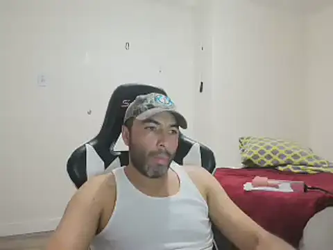 Aleja-DogMale online show from 10, 12, 2024