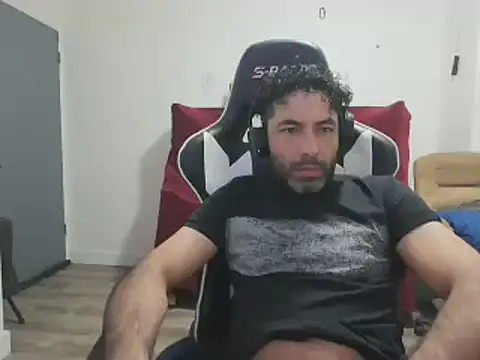 Aleja-DogMale online show from 15, 12, 2024