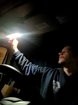 ChuckyyDee online show from 19, 12, 2024