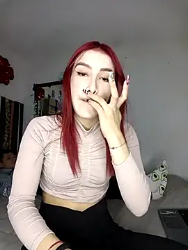 laura arias018 online show from 4, 12, 2025