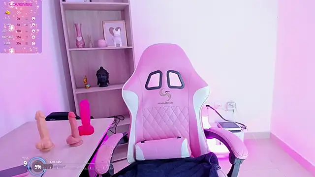 Evangeline johns online show from 19, 3, 2025