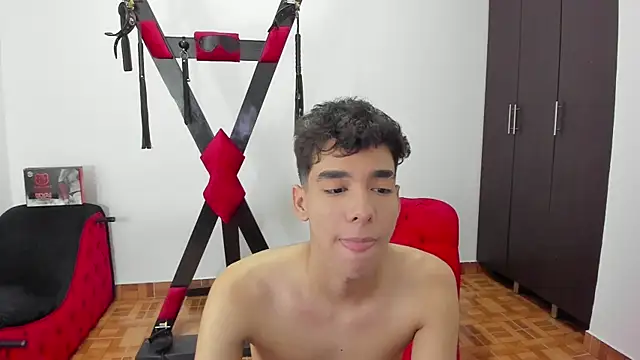 Snapshot of Harry_LatinBoy chatting on 7, 1, 2025 Harry LatinBoy online show from 7, 1, 2025