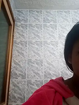 Naomy veracruz  online show from 23, 12, 2025