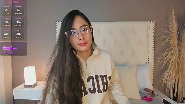 Julia Martinez  online show from 2, 2, 2026