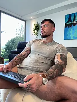 Snapshot of DimitriSullivan_ chatting on 5, 10, 2025 DimitriSullivan  online show from 5, 10, 2025