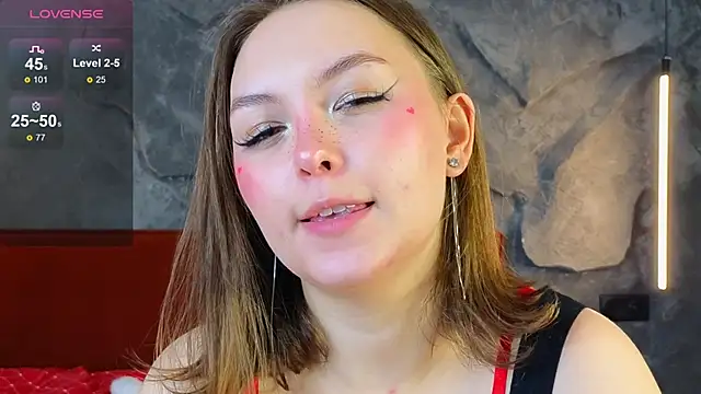 GwendolynFinch online show from 2, 2, 2025