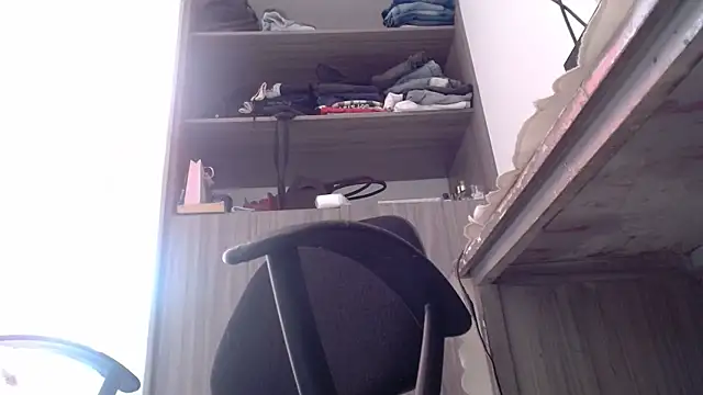 Snapshot of nicolle_milf1978 chatting on 3, 6, 2026 nicolle milf1978 online show from 3, 6, 2026