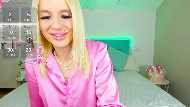 Lana kitty   online show from 8, 3, 2025