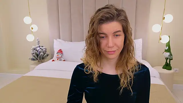 VikkiStorm online show from 29, 12, 2024