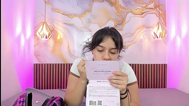 MelissaGilll online show from 25, 10, 2025