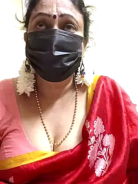Snapshot of rekha_naier chatting on 5, 2, 2025 rekha naier online show from 5, 2, 2025