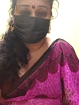 Snapshot of rekha_naier chatting on 3, 3, 2025 rekha naier online show from 3, 3, 2025