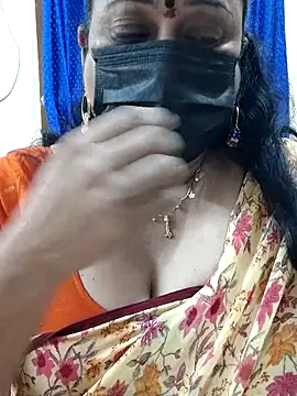 Snapshot of rekha_naier chatting on 22, 9, 2025 rekha naier online show from 22, 9, 2025