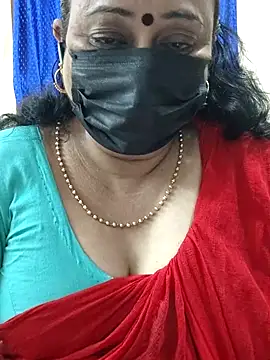 Snapshot of rekha_naier chatting on 7, 10, 2025 rekha naier online show from 7, 10, 2025