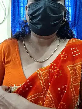 Snapshot of rekha_naier chatting on 11, 10, 2025 rekha naier online show from 11, 10, 2025