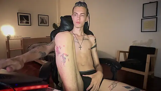 Snapshot of Den_BlueXx chatting on 14, 2, 2026 Den BlueXx online show from 14, 2, 2026