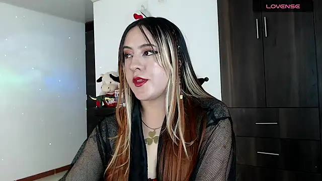 Snapshot of SarahXRusso chatting on 26, 12, 2024 SarahXRusso online show from 26, 12, 2024