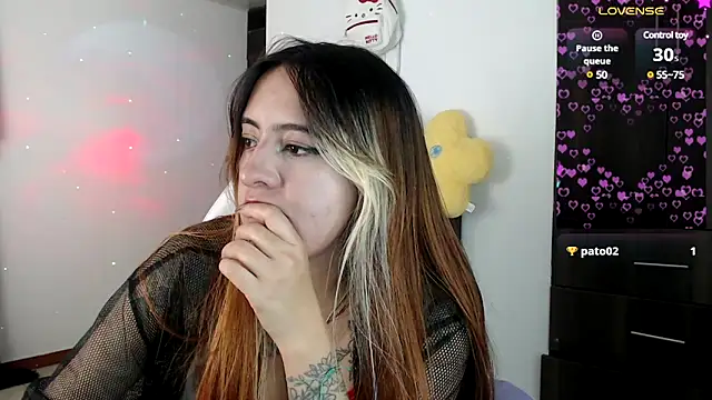 Snapshot of SarahXRusso chatting on 25, 2, 2025 SarahXRusso online show from 25, 2, 2025