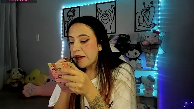 Snapshot of SarahXRusso chatting on 31, 3, 2026 SarahXRusso online show from 31, 3, 2026