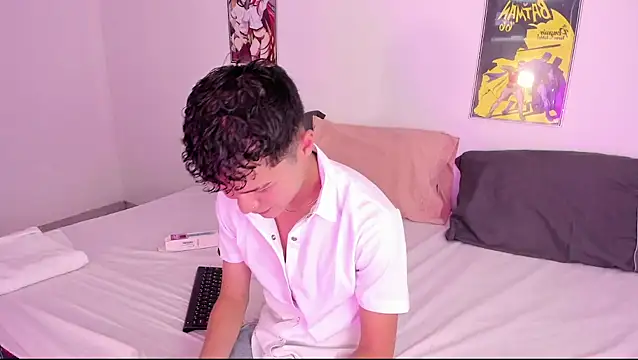 Snapshot of crushnier chatting on 6, 12, 2024 crushnier online show from 6, 12, 2024