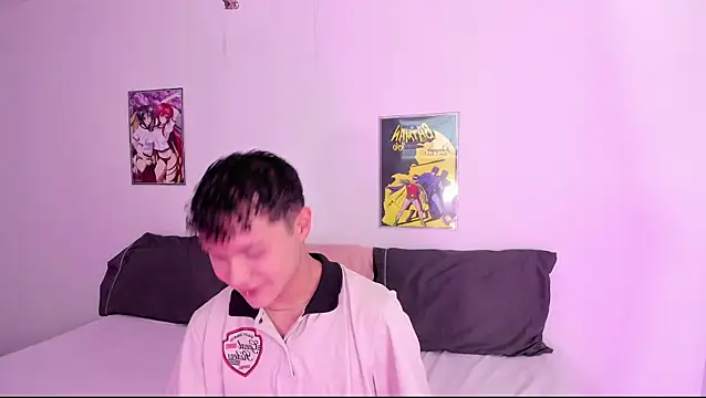 Snapshot of crushnier chatting on 10, 12, 2024 crushnier online show from 10, 12, 2024