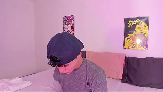 Snapshot of crushnier chatting on 12, 12, 2024 crushnier online show from 12, 12, 2024