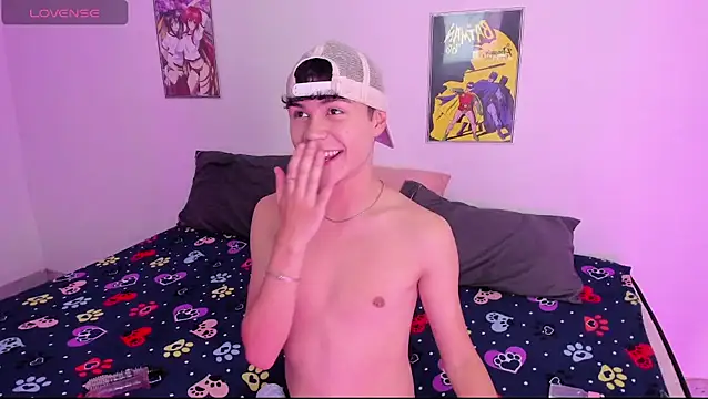 Snapshot of crushnier chatting on 2, 2, 2025 crushnier online show from 2, 2, 2025