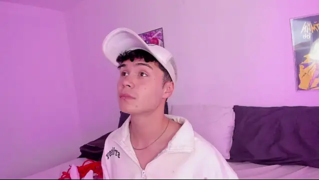 Snapshot of crushnier chatting on 3, 3, 2025 crushnier online show from 3, 3, 2025