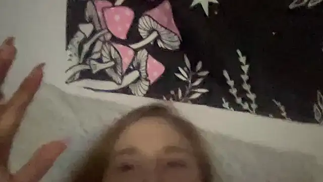 Snapshot of thickgingergoddess chatting on 18, 1, 2025 thickgingergoddess online show from 18, 1, 2025