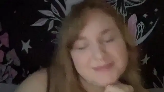 Snapshot of thickgingergoddess chatting on 27, 2, 2025 thickgingergoddess online show from 27, 2, 2025