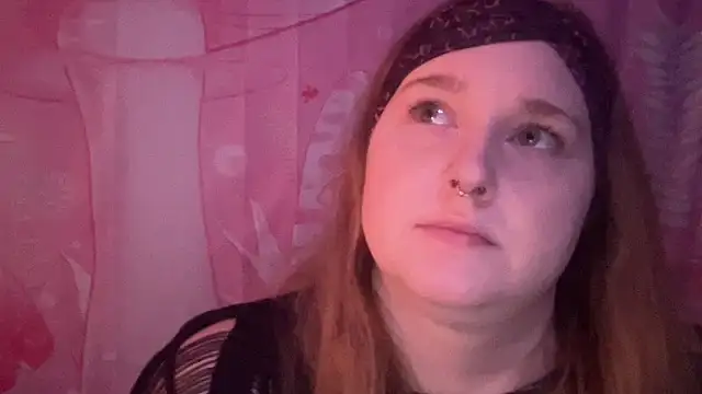 Snapshot of thickgingergoddess chatting on 28, 2, 2025 thickgingergoddess online show from 28, 2, 2025