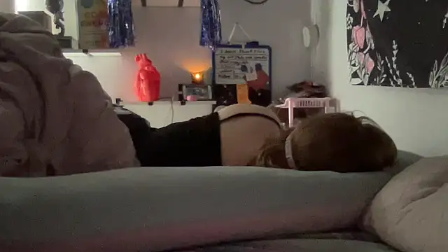 Snapshot of thickgingergoddess chatting on 4, 3, 2025 thickgingergoddess online show from 4, 3, 2025