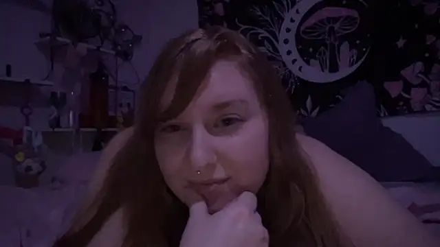 Snapshot of thickgingergoddess chatting on 12, 3, 2025 thickgingergoddess online show from 12, 3, 2025