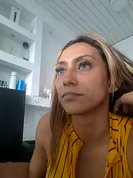 Snapshot of salome_drasin chatting on 16, 1, 2026 salome drasin online show from 16, 1, 2026