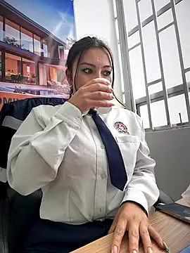 LIZ-06  online show from 6, 11, 2025