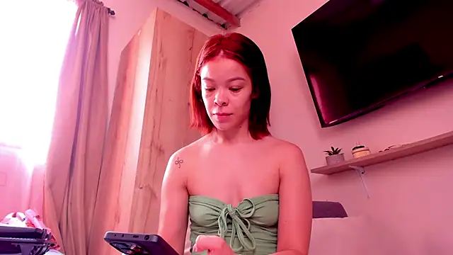 sofiaVelez01 online show from 3, 6, 2026