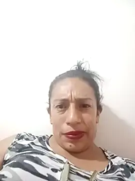 yaz guzman online show from 25, 2, 2025