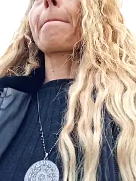 harleyejoker1 online show from 4, 3, 2026