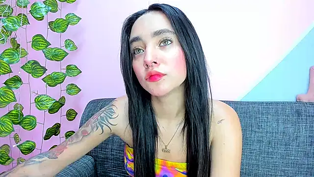 dakota-bright01 online show from 21, 2, 2025