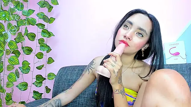 dakota-bright01 online show from 21, 2, 2025