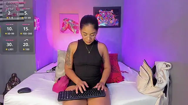 PammelaRoss1 online show from 24, 9, 2025