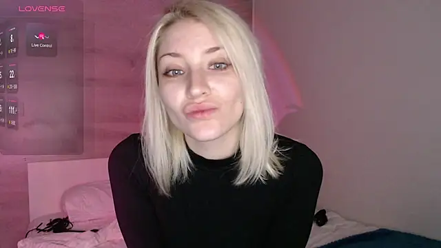 Snapshot of alexa_novak chatting on 18, 11, 2025 alexa novak online show from 18, 11, 2025