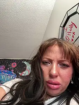 Snapshot of Hollyhudson123 chatting on 6, 1, 2025 Hollyhudson123 online show from 6, 1, 2025