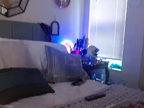 Snapshot of Hollyhudson123 chatting on 17, 9, 2025 Hollyhudson123 online show from 17, 9, 2025