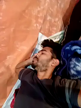 Snapshot of Roni1028 chatting on 30, 12, 2024 Roni1028 online show from 30, 12, 2024