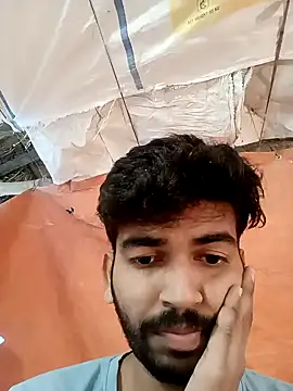 Snapshot of Roni1028 chatting on 3, 1, 2025 Roni1028 online show from 3, 1, 2025