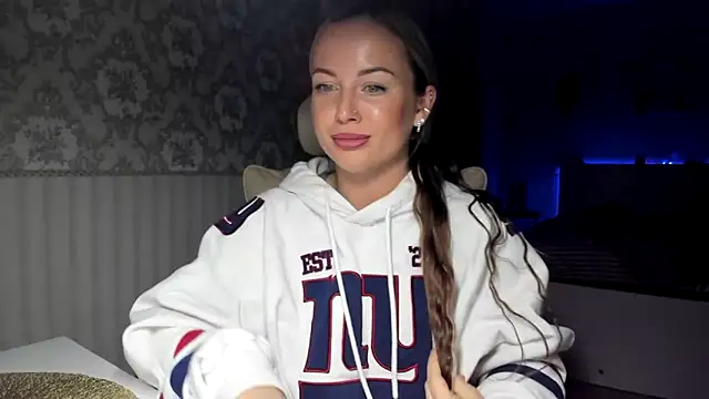 Snapshot of jennifer838 chatting on 7, 5, 2026 jennifer838 online show from 7, 5, 2026